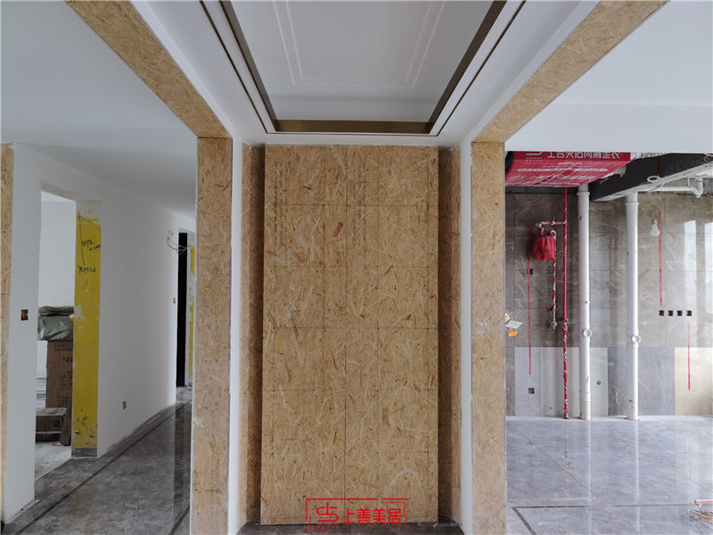 融創(chuàng)220平