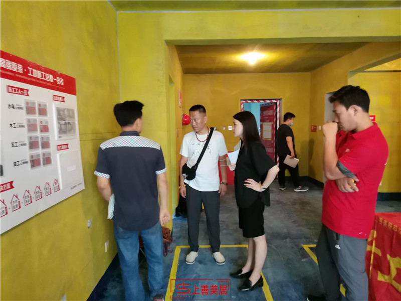 振二街回遷房100平