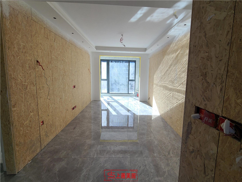 融創(chuàng)21平 