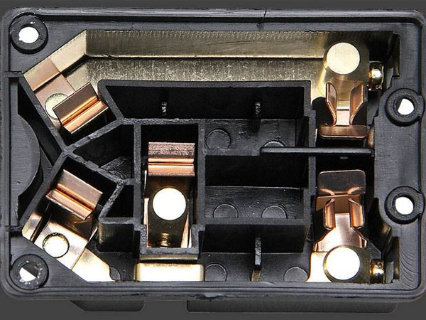 開關插座內(nèi)購